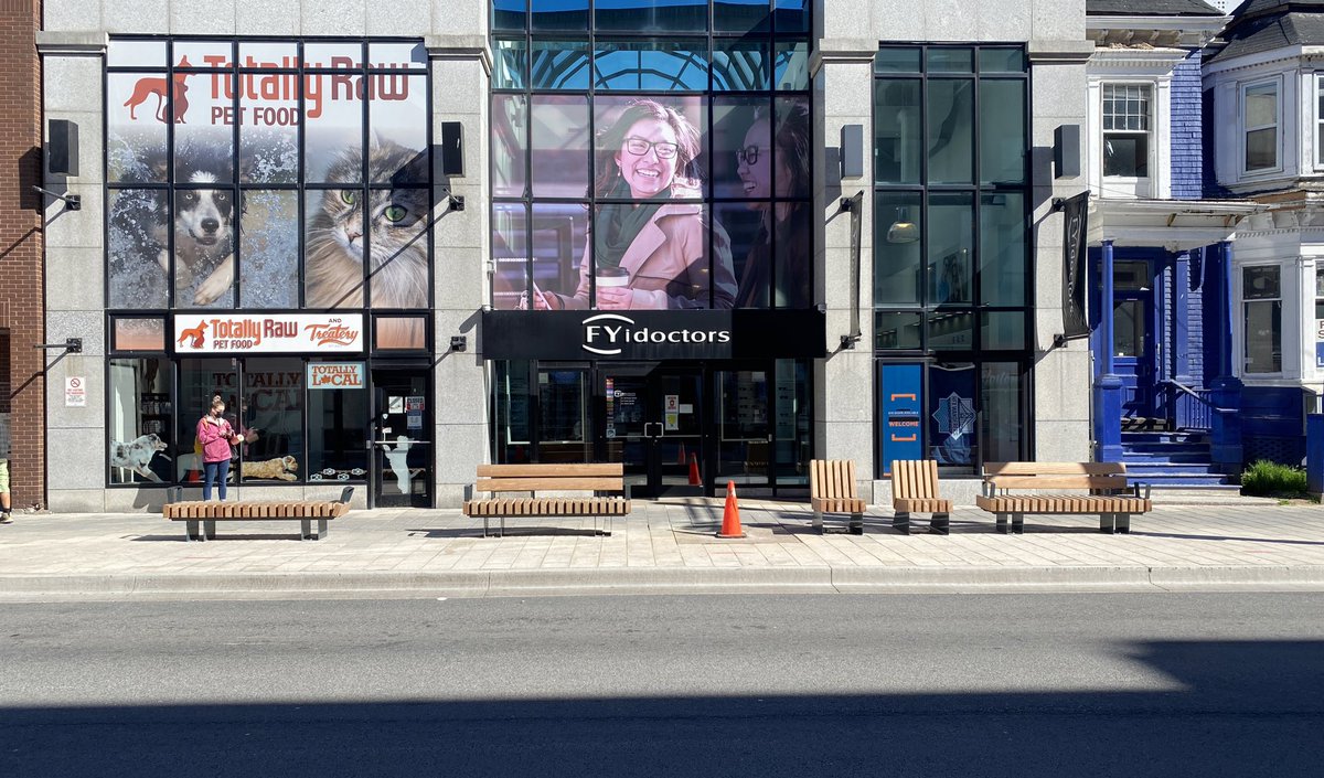 tjhfx's tweet photo. Great to see a variety of seating options on @SpringGardenRd. @hfxgov @hfxplanning #placestosit https://t.co/NBaBfkyZP1