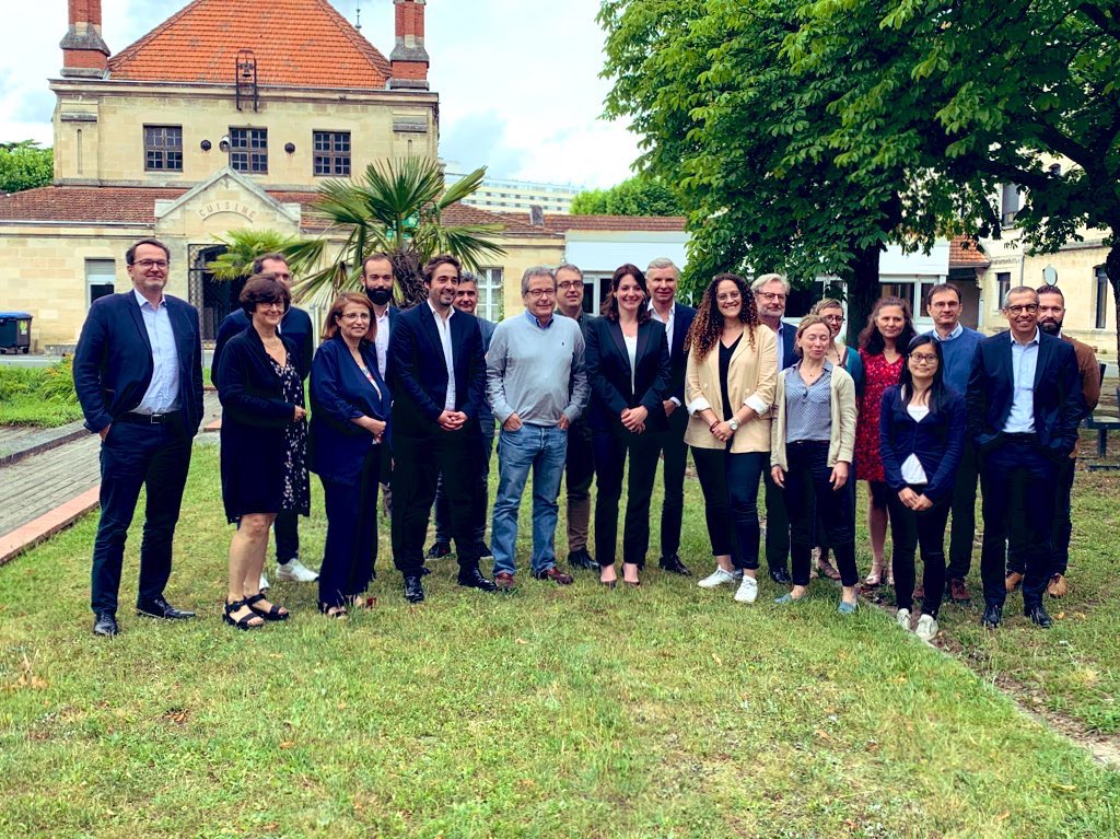GHT Alliance de Gironde (@alliancegironde) on Twitter photo Séminaire <a href="/AllianceGironde/">GHT Alliance de Gironde</a> pour le renouvellement du Projet Medico-Soignant Partagé. Moment d’échanges et de partage entre les 10 hôpitaux publics de #gironde. Merci au <a href="/ch_perrens/">CH Charles Perrens</a> pour son accueil.
@ChCadillac <a href="/CHUBordeaux/">CHU de Bordeaux</a> <a href="/ch_d_arcachon/">Centre Hospitalier d'Arcachon</a> <a href="/ch_libourne/">CH Libourne</a> <a href="/CHSudgironde/">Centre Hospitalier SUD GIRONDE</a> <a href="/CH_Bazas/">Centre Hospitalier de Bazas</a> Séminaire <a href="/AllianceGironde/">GHT Alliance de Gironde</a> pour le renouvellement du Projet Medico-Soignant Partagé. Moment d’échanges et de partage entre les 10 hôpitaux publics de #gironde. Merci au <a href="/ch_perrens/">CH Charles Perrens</a> pour son accueil.
@ChCadillac <a href="/CHUBordeaux/">CHU de Bordeaux</a> <a href="/ch_d_arcachon/">Centre Hospitalier d'Arcachon</a> <a href="/ch_libourne/">CH Libourne</a> <a href="/CHSudgironde/">Centre Hospitalier SUD GIRONDE</a> <a href="/CH_Bazas/">Centre Hospitalier de Bazas</a>