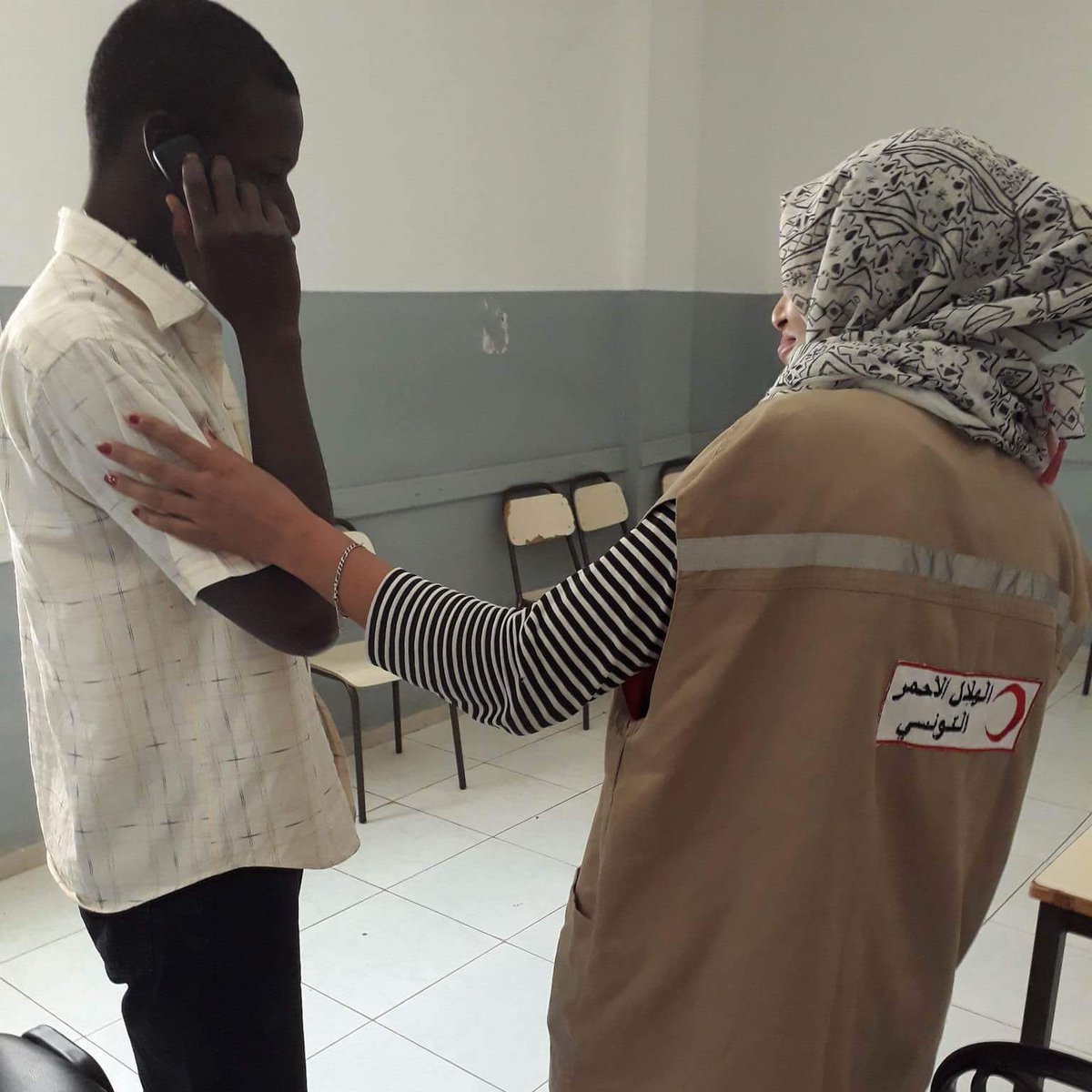RaniaMachlab's tweet photo. Au sein du Mouvement international de la Croix-Rouge et Croissant-Rouge nous rétablissons les liens familiaux et aidons les États à assurer une gestion digne des restes humains, rechercher les disparus et clarifier leur sort.

#MigrantsDisparus
#PersonnesDisparues
@achpr_cadhp https://t.co/MUVImzlzlE