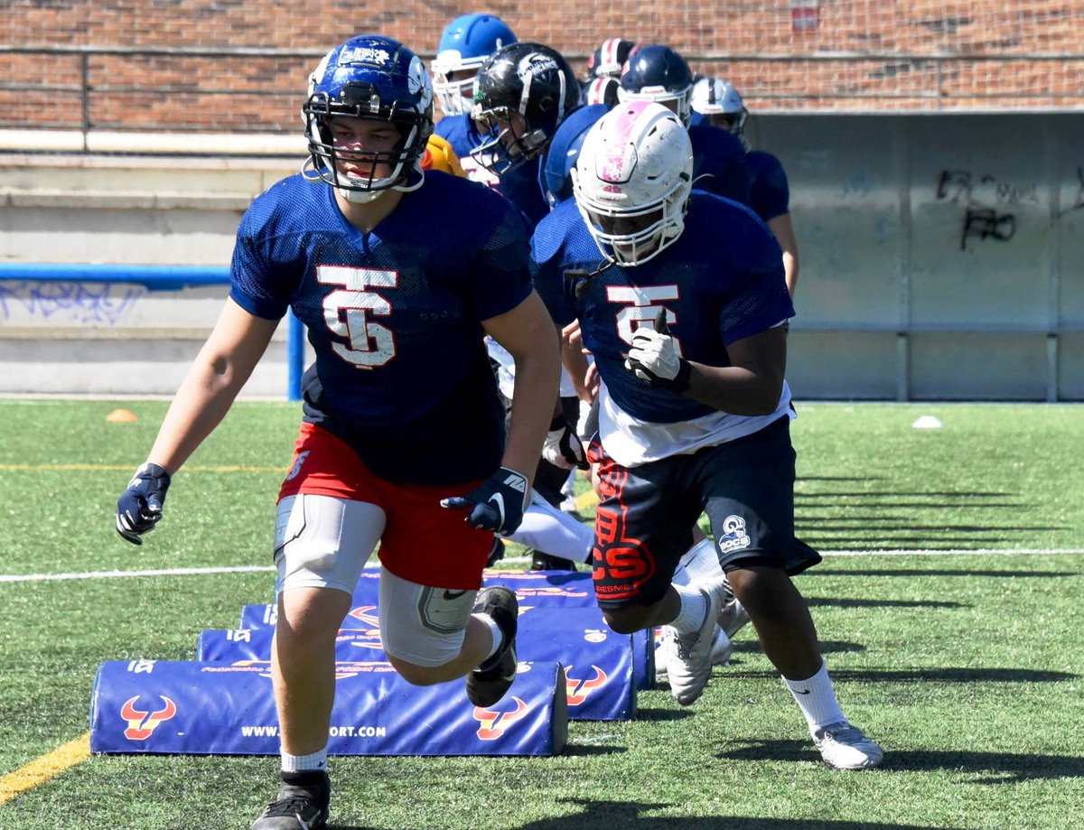 FEFA_Spain's tweet photo. 🏈 #TeamESP 🇪🇸 Júnior
👉 Fernando Guijarro @cunnin69 da a conocer la lista de 75 jugadores elegibles para el Europeo, de donde saldrán los 45 que viajarán a Italia en julio. 

⬇ + Info ⬇
https://t.co/vwRlzfEXzq

📸 Lola Morales

#ConéctatealFootball🏈 @deportegob @IFAFMedia https://t.co/CijB5FYhh1