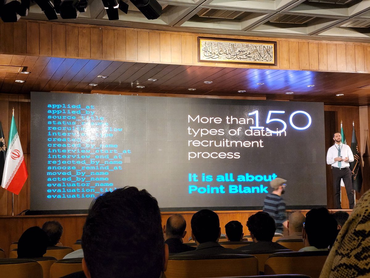 TechRasaFarsi's tweet photo. میلاد بختی بنیانگذار #کاربوم:
بیش از ۱۵۰ نوع داده برای استخدام هر فرد در فرآیند استخدام تولید میشه.
رویداد #منابع_انسانی #HRnext https://t.co/hrJ2te1aEr