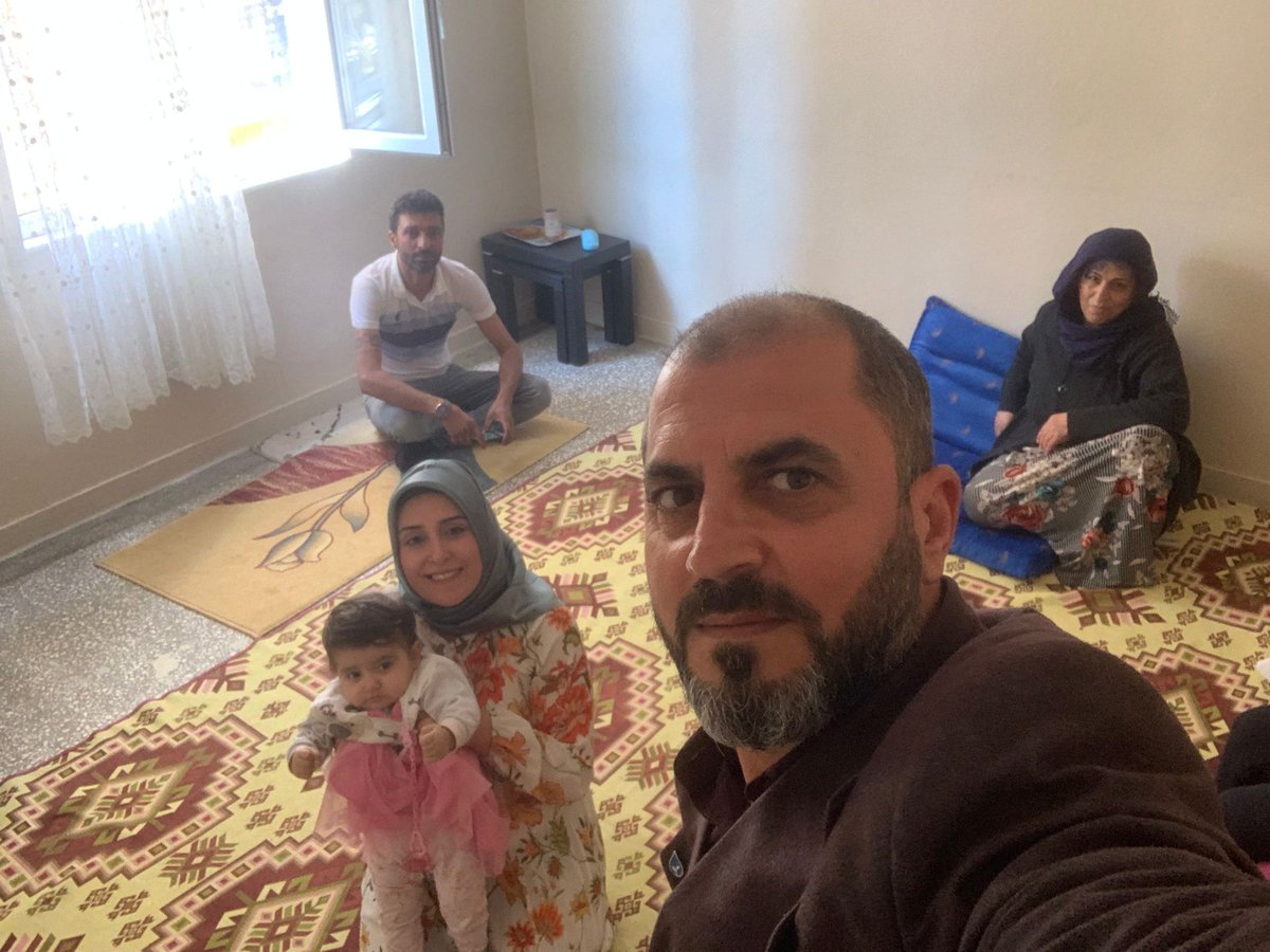 MhgMihrican's tweet photo. Bugün @BaglaraDeva olarak yapmış olduğumuz ev ziyareti ve mahalle arası broşür dağıtma etkinliğimiz ılımlı ve olumlu geçti HER ZAMAN HERYERDE   DEVA 💧🌱
@alibabacan 
@IhsanMerdanoglu 
@emin_ekmen
@erginsadullah 
@CihanUlsen 
@mesutyuksel21 
@GAFUR0621 
@gur_deva 
@ArjinEbrar 💦 https://t.co/rKTFf88oLD
