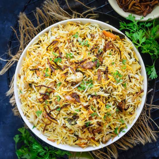 ishashreyasfc's tweet photo. This is not biryani,this is union of rice 😉.
#TweetLikeRaGa https://t.co/waceXHcnP1