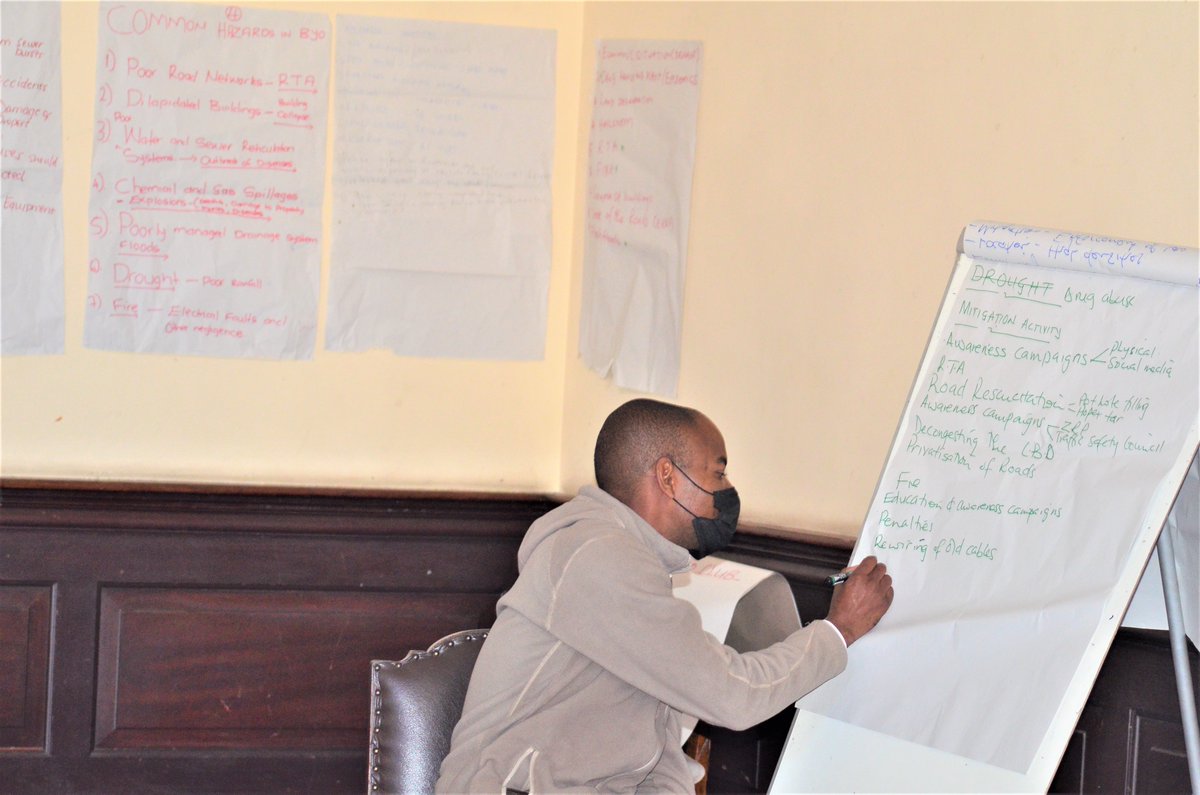 GoalZimbabwe's tweet photo. Today @GoalZimbabwe supports review of the Bulawayo province Disaster Risk Reduction plan! Residents associations,Civil Protection Unit,ZRP,local gvt,Dpt of Social Development,Byo City Council fire &amp; housing dpts,EMA,civil society orgs collectively update the plan.Thanks @eu_echo https://t.co/xoAIBgxqTB