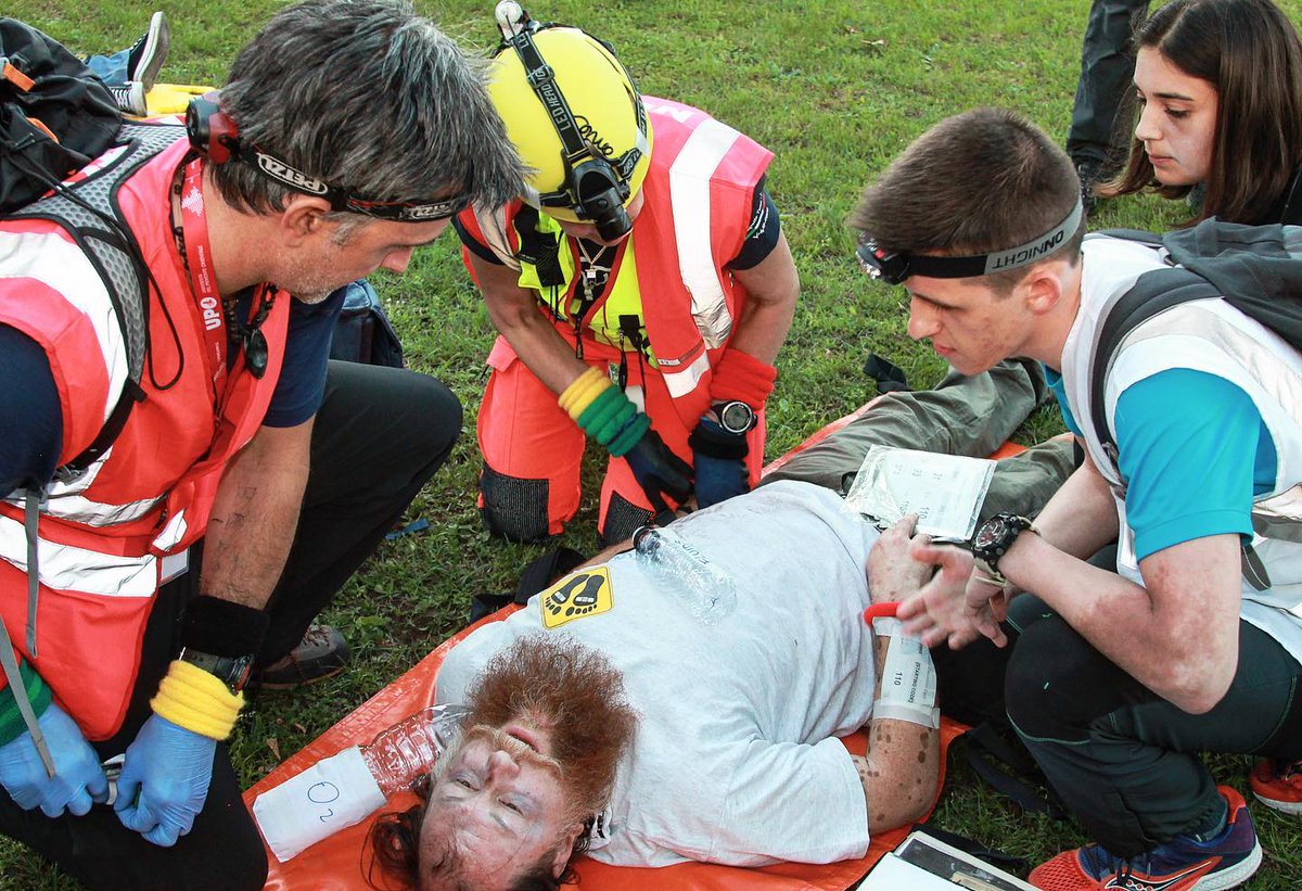 CRIMEDIM's tweet image. Tomorrow, it will be the big day of our #EMDM22 as we will hold the #FullScaleExercise for the Residential Session of our European Master in Disaster 🩺 keep an eye at us 🚨🚑
#REGEDIM #Vub #emdm #CRIMEDIM #disastermedicine #humanitarianhealth #advancedmaster #exercise