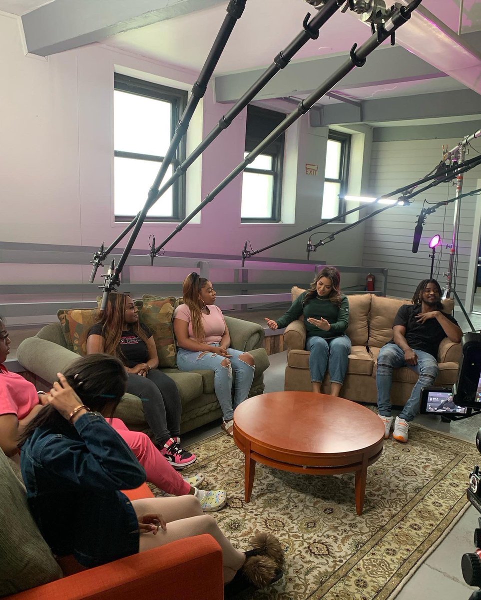 James R. Halsey Foundation of the Arts tweet media