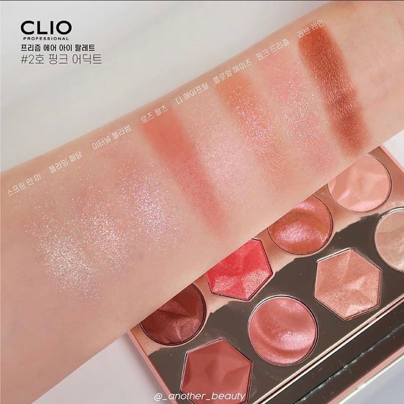 prepy23's tweet photo. 🚨ของหายากกล็อตสุดท้ายในเกาหลีค่าา Clio Prism Air Eye Paletteสีจริงคือสวยมากก มี2สี 
01 coral sparkle 
02 pink addict โรเซ่ใช้
✨ราคา350฿
ค่าส่ง40ต่อไป+10
รอของ7-10วัน ของอยู่ไทยแล้วค่ะ
#พรีเกาหลี #พรีออเดอร์ #คสอเกาหลี #เครื่องสําอางเกาหลี #คสอ #พรีออร์เดอร์เกาหลี #เครื่องสําอาง https://t.co/SPTxpFJhws