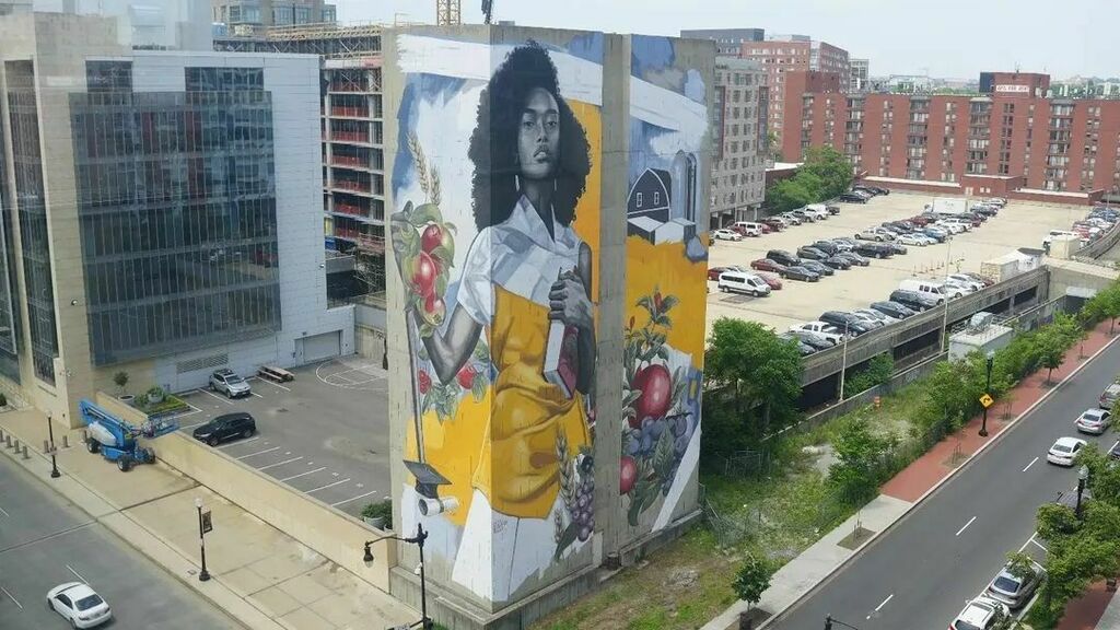 streetartUS's tweet photo. A mural by @lulagoce in Washington DC as part of @streetartmankind #ZeroHungerMurals
This huge mural is here to support the “Zero Hunger” (SDG2) mission of the @unitednations @worldfoodprogramme, and remind us of the dire reality of hunger in the world… https://t.co/3C5TU8ymgc https://t.co/OvgxYL5SQ9