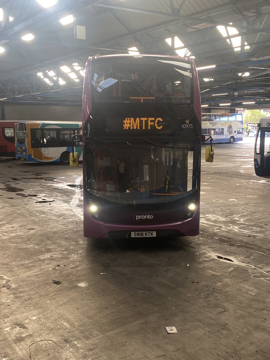 Andrew_Ellis34's tweet photo. @StagecoachEMid @DanBowden92 Just saying!! #mtfc #stags #mansfieldtownfc #playoffs #wembley #COYS 💛💙💛⚽️🏆 https://t.co/tcy3fwIOtN