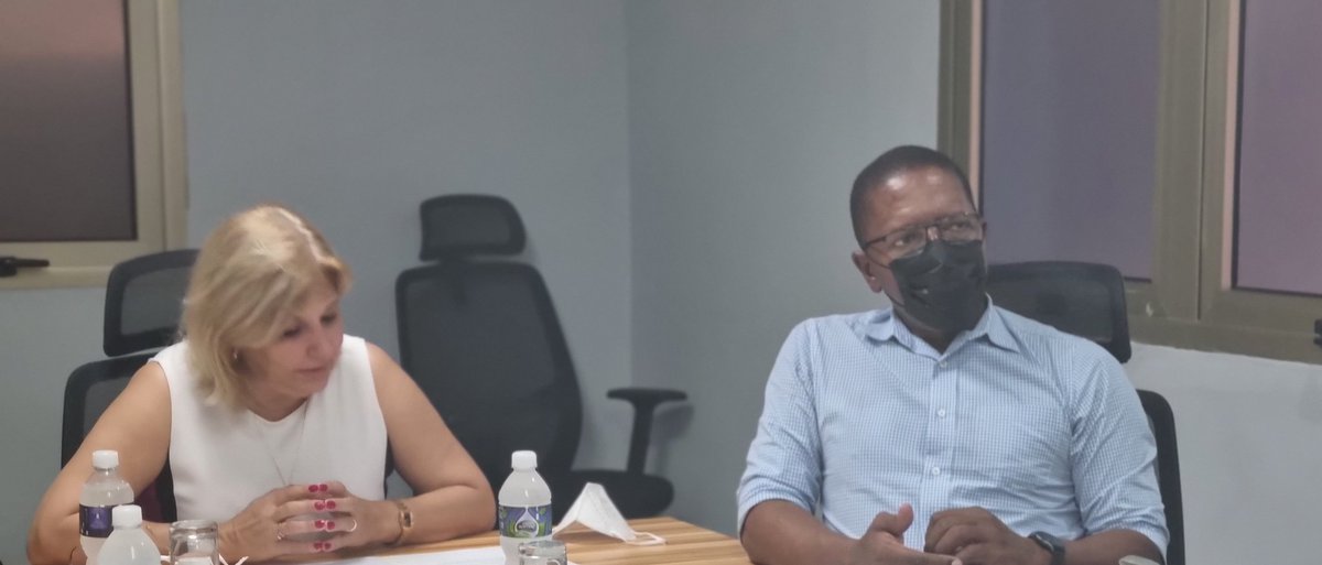 VMP <a href="/AnaTeresitaGF/">AnaTeresita González</a> preside reunión del Comité Organizador de la Feria Internacional #ExpoCaribe2022.

En encuentro virtual con los organizadores en la ciudad de Santiago de Cuba, se revisaron acciones implementadas para la celebración del evento del 23-26 de junio.

#Cuba #MINCEX