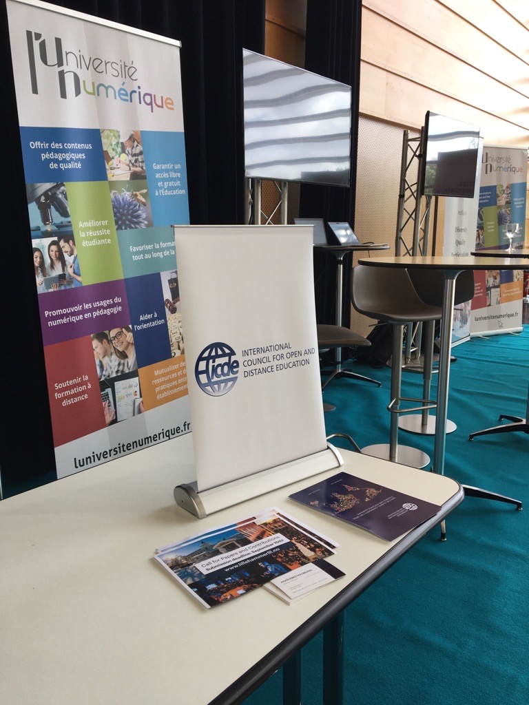 icde_org's tweet image. 👥 Day 2 of the #OEGlobal22 conference is about to end.

🗣 Today, we presented the #EncorePlus project, &amp;amp; tomorrow (11am) we will present the ICDE OER Francophone Africa project with the 🇫🇷 Ministry of Education and @LunivNumerique!

👏 Join us tomorrow or find us at our stand!