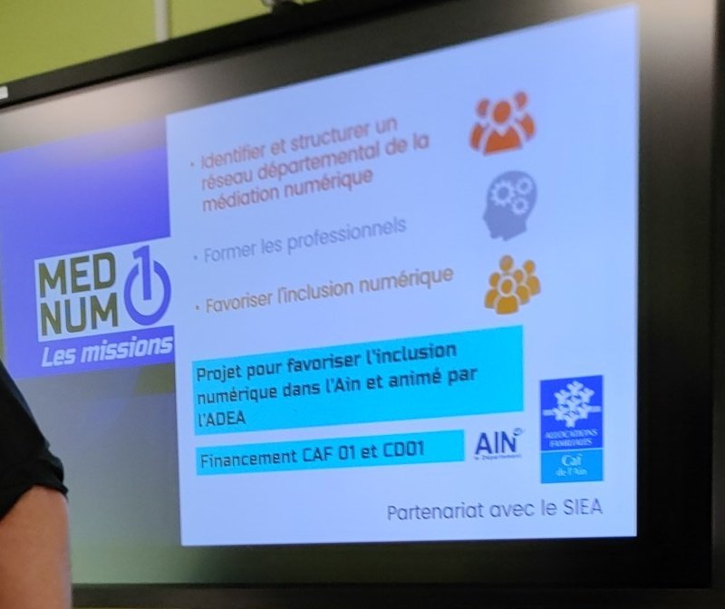 L'atelier Aidants Connect commence avec une présentation de <a href="/mednum01/">Mednum01</a>. #mednum01