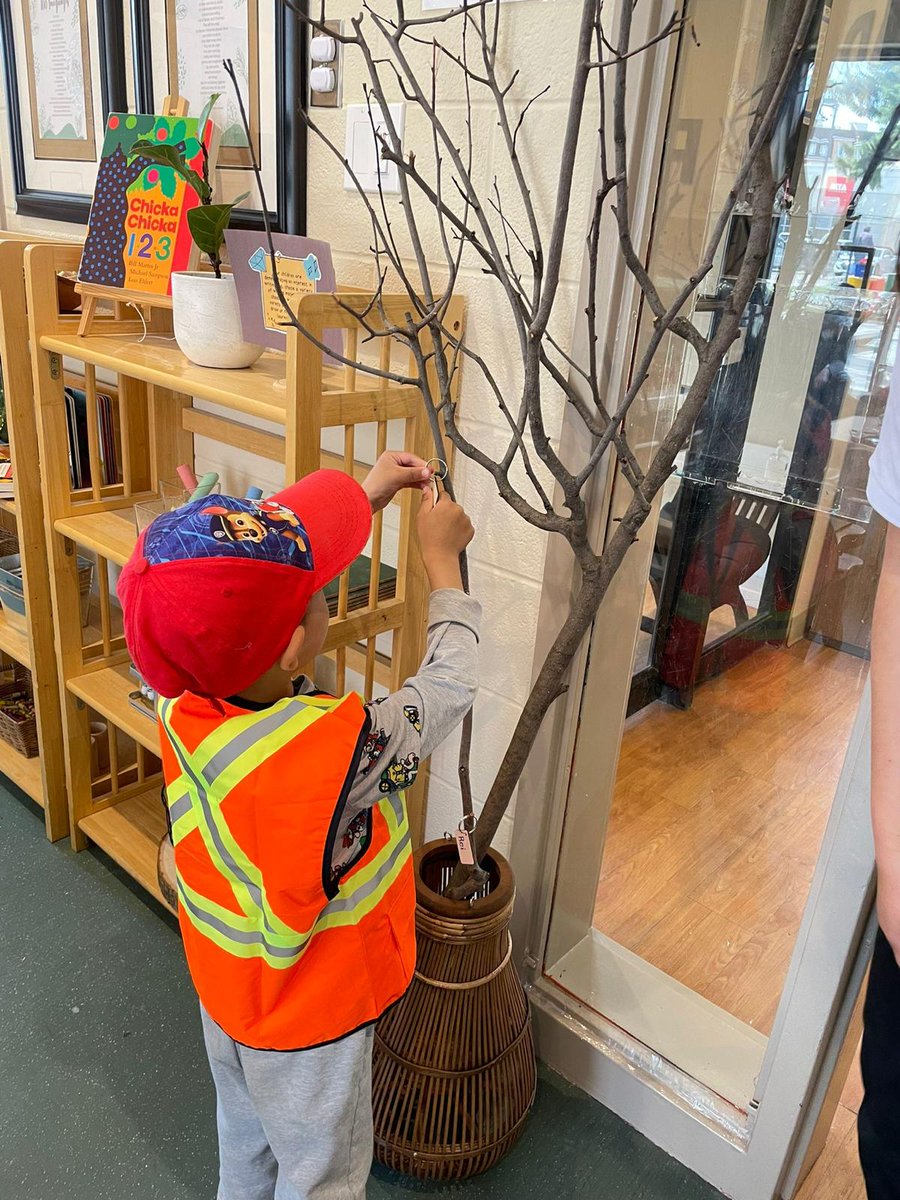 FamilyDayGTA's tweet image. Journey to Kindergarten is a 6-week parenting program supporting families with children entering Kindergarten. The goal is to connect participants with community resources &amp;amp; provide a space to exchange information.  For more info on our EarlyON programs: familydaycare.com/programs/early…