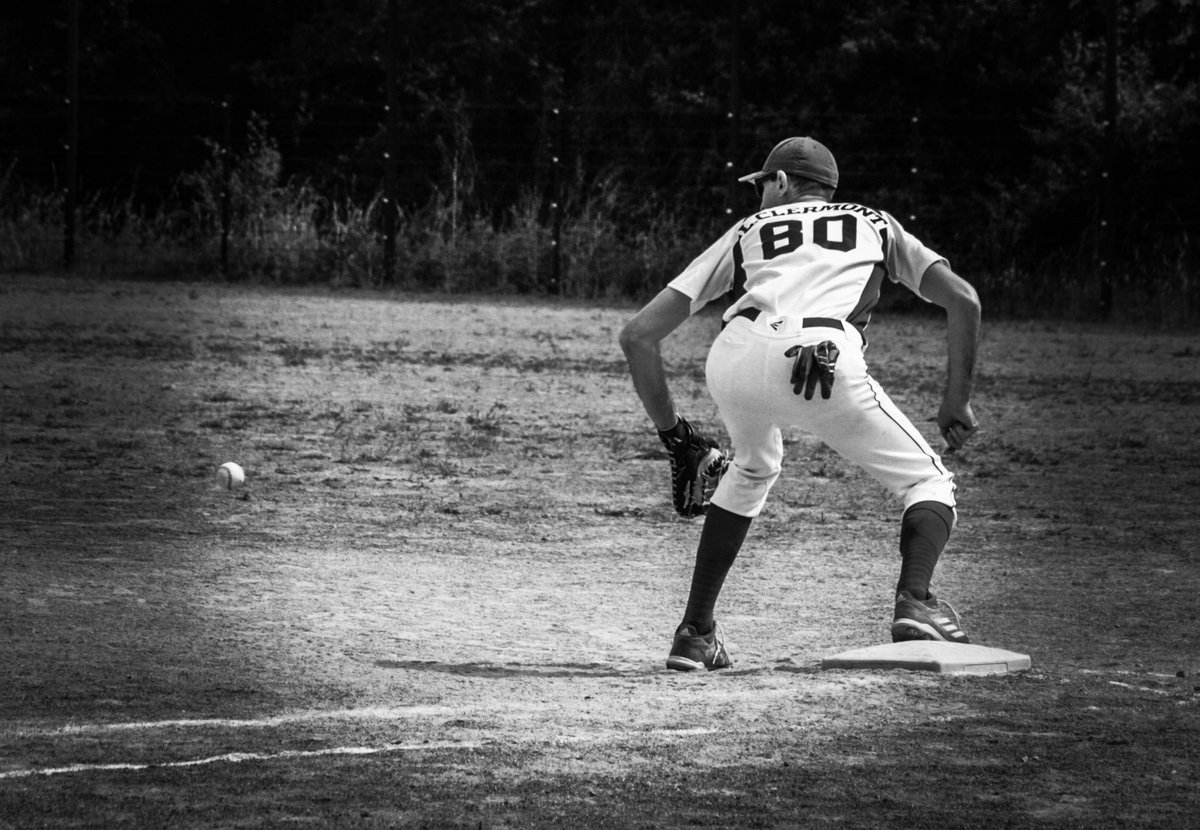 eaglesstba's tweet photo. C’est une #victoire ! 
Les Eagles ont gagné leur premier match de #championnat #officiel dimanche dernier contre les Mariners de Nantes....

#eagles #baseball #baseballangers #baseballsaintbarthelemy #STBA #angers #saintbarthelemydanjou #SportAngers #passionsport49 #ffbs #cd49 https://t.co/GGPXaTLS1j