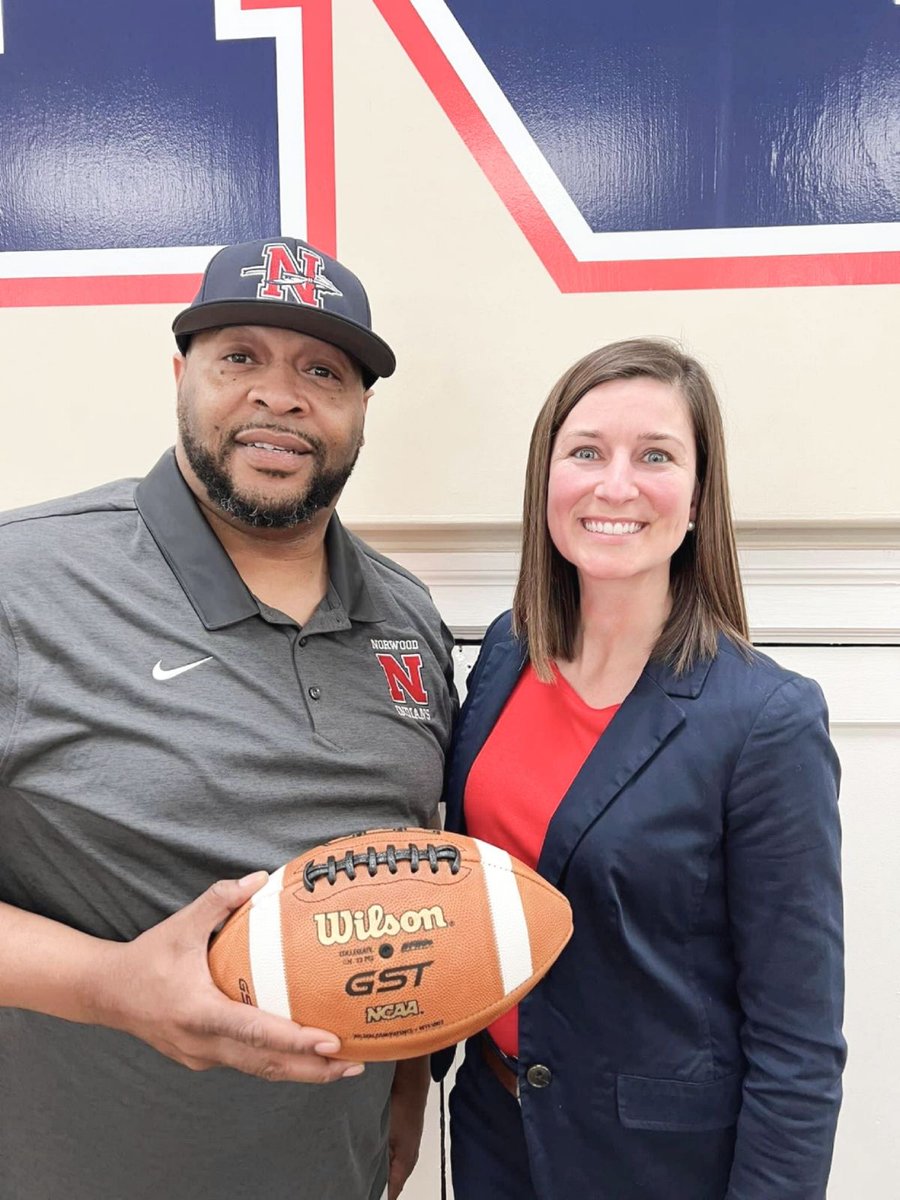 Emma_Godfrey7's tweet photo. I'm excited to announce that I will be joining the @NorwoodCSD team as an Assistant Principal at the High School. I am joined by fellow new hire, Greg Connell, who will be be teaching Social Studies at the high school and coaching football. #LearnDreamLead @NorwoodIndians 🔴🔵🏫 https://t.co/M7QvpS87de