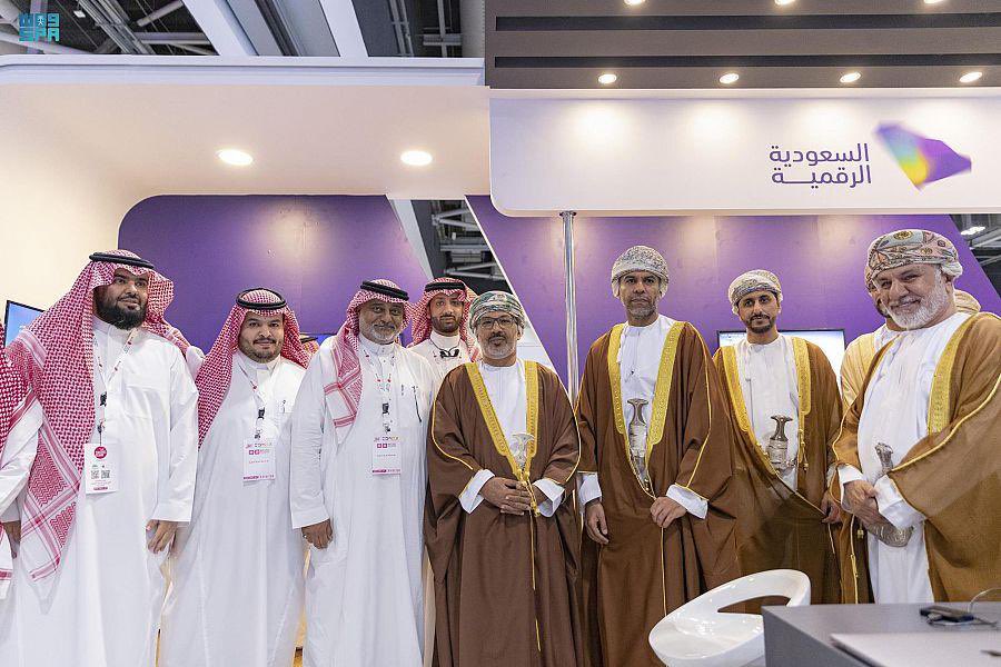 ncgr_gov_sa's tweet photo. تُشارك #منصة_اعتماد إحدى منتجات المركز الوطني لنظم الموارد الحكومية في معرض@ComexOman من خلال جناح #السعودية_الرقمية لاستعراض إنجازات المملكة في استخدام أحدث التقنيات لدعم الاقتصاد الرقمي في المملكة. https://t.co/KP1zyWJoaz
