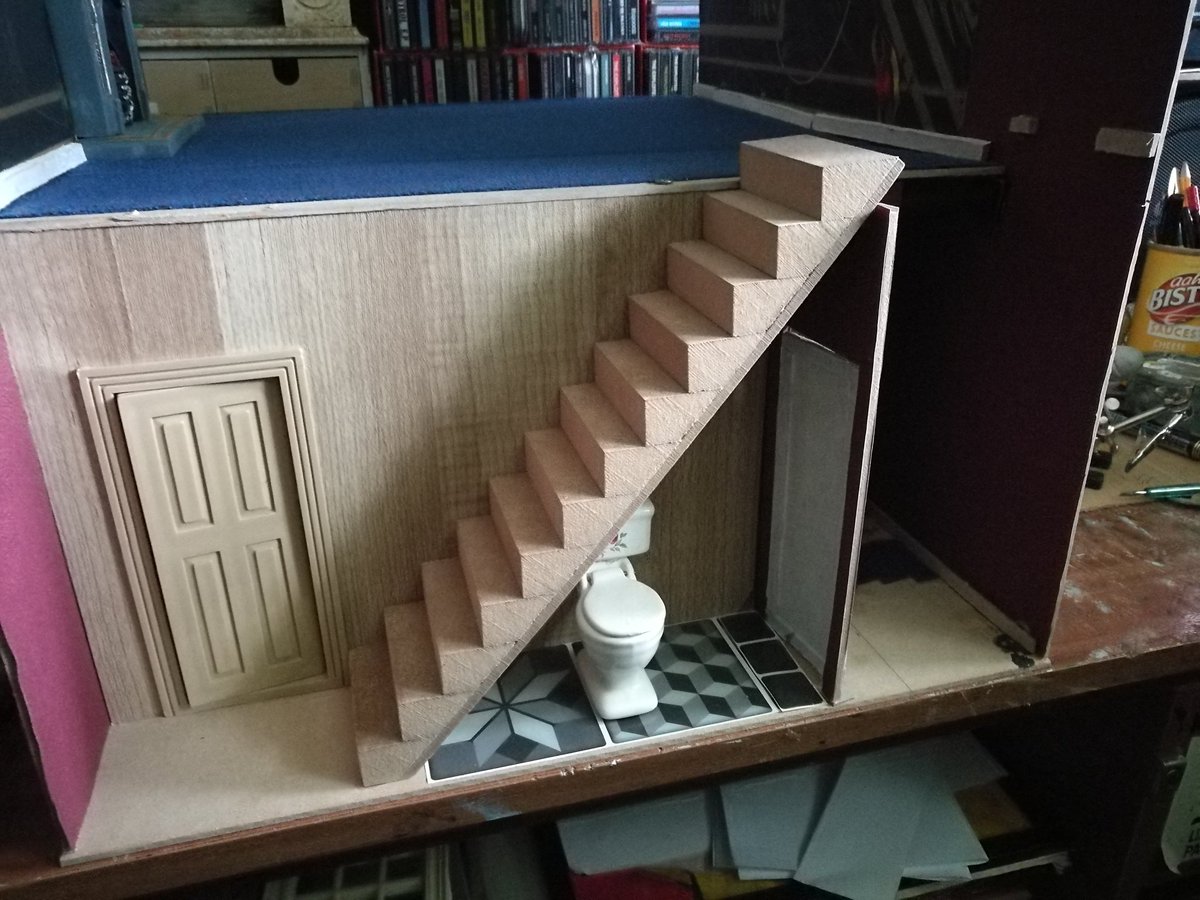 brianfinks69's tweet photo. A bit more done on my #newbuildproject ...@SannizL @Rexhonk @HorrorNHaunted @Kitty_Colossus https://t.co/wGRPc6uVCE