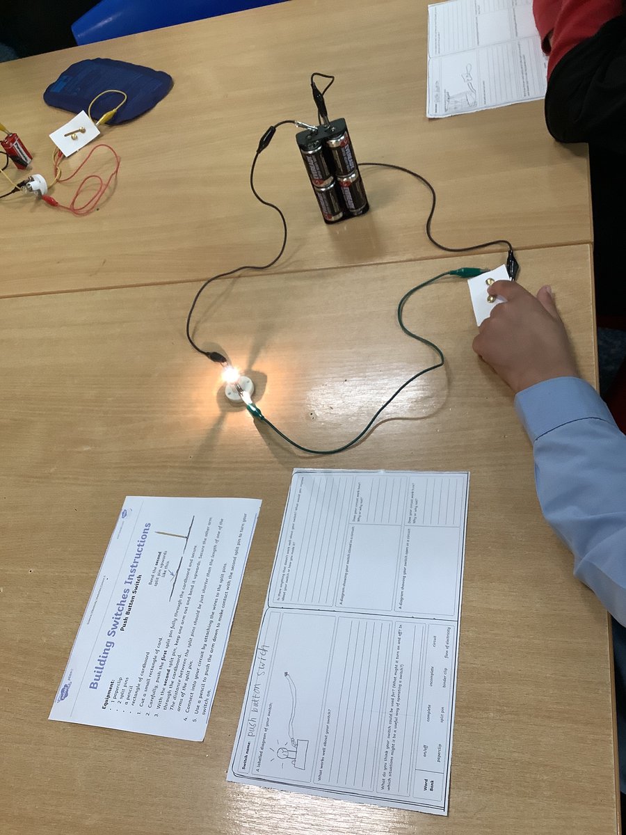 This afternoon, children in year 4 <a href="/Crowcroft_Park/">CPPS</a> were busy building switches and connecting them to their circuits. Well Done! #SCIENTIST <a href="/twinklresources/">Twinkl Resources</a> #Experiments