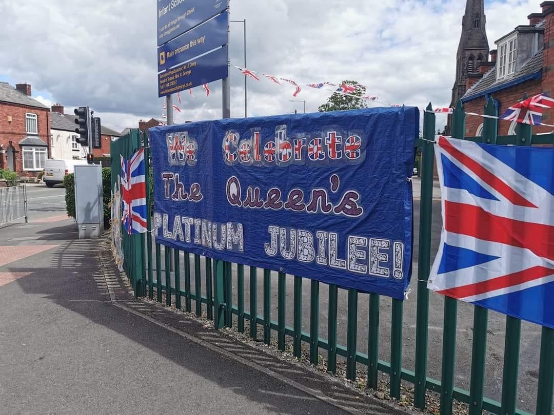 There are some very special visitors at the Infants this week to join in with our Jubilee celebrations. Feel free to say hi to them as you’re going past, with maybe a royal wave <a href="/RoyalFamily/">The Royal Family</a> . #PlatinumJubilee #RoyalFamily