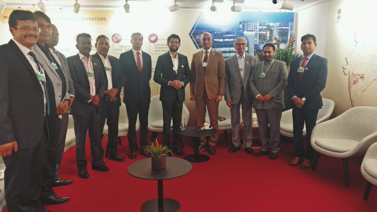 Meeting between <a href="/JayGalla/">Jay Galla</a> and the Maharashtra Tourism Minister <a href="/AUThackeray/">Aaditya Thackeray</a>, Industries Minister Mr <a href="/Subhash_Desai/">Subhash Desai</a> and Energy Minister Dr <a href="/NitinRaut_INC/">Dr. Nitin Raut 🇮🇳</a> at the Maharashtra Lounge in #Davos. They discussed the current #EV ecosystem, its future and the growth plans of Amara Raja.