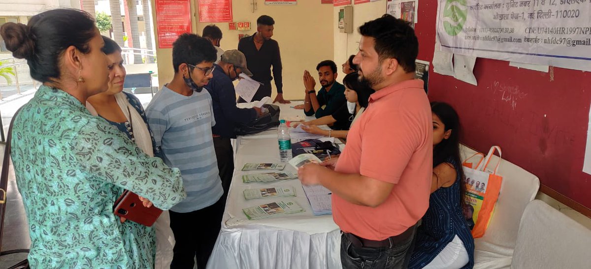 ndfdcindia's tweet photo. समर्थनम ट्रस्ट के द्वारा योगी महाराजा अग्रसेन कॉलेज दिल्ली विश्वविद्यालय परिसर में दिव्यांगजन हेतु नौकरी मेले का आयोजन किया गया। एनएचएफडीसी द्वारा भी इस मेले में अपनी योजनाओं का प्रचार-प्रसार किया गया।
@socialpwds 
@MSJEGOI 
@Drvirendrakum13 
@ALIMCOH https://t.co/jxrJhCoX8M