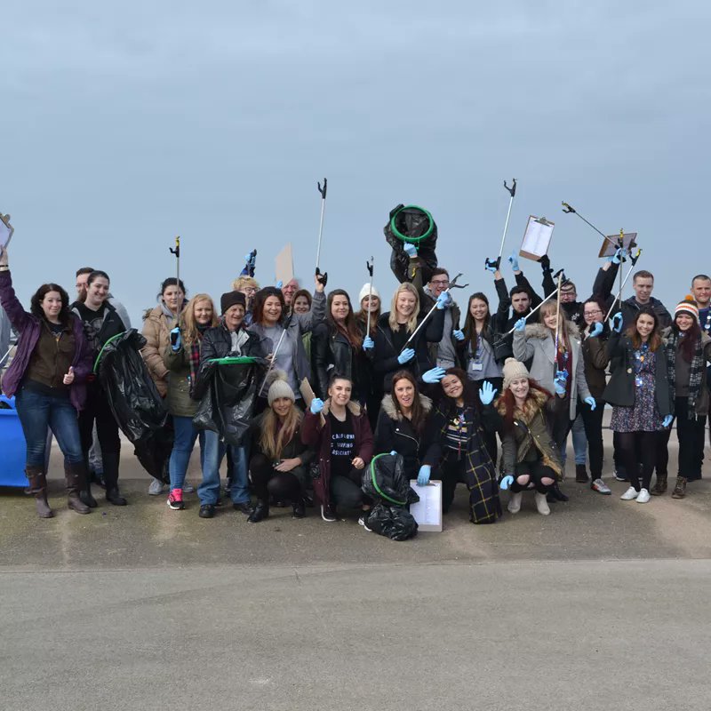 chamberlowcarb's tweet photo. On Wednesday 8th June @SEALIFEcentre coinciding with World Ocean Day are arranging a Beach Clean between 10am - 12. To sign up email: hannah.bates@merlinentertainments.biz #WorldOceanDay #conservation https://t.co/jTRjZLsW3t