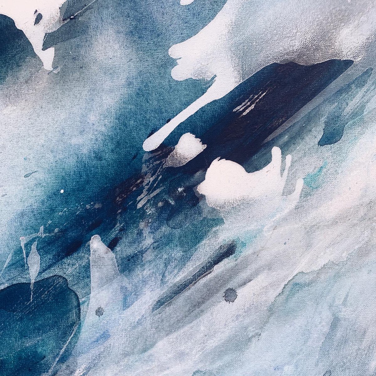 lolabelvilla's tweet photo. Gm fam! Sharing some paintings here. The wave, acrylic and pastel on canvas. 💓🌊 #nftartist #nftart #abstractart #abstractpainter #abstractexpressionism #femalenftartist #follow #nftcurious https://t.co/9o3qiDrlTp