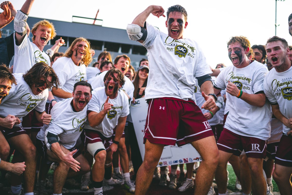 Photo Portfolio || Pt. 2 ⬇️

behance.net/gallery/144452…