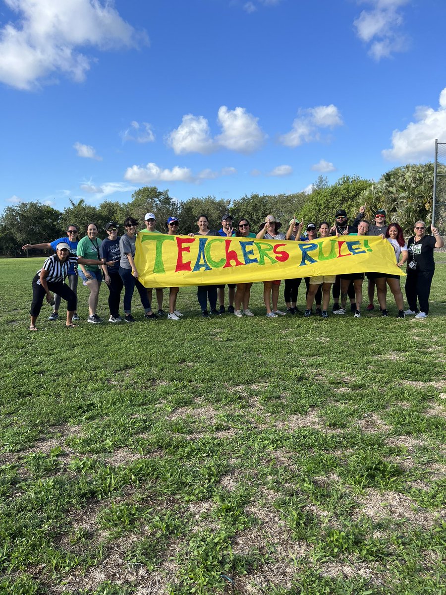 MrsGleicher's tweet photo. And the teachers continue their undefeated streak in the Annual Faculty vs. 5th grade kickball game!! https://t.co/3VWD5lBR0k