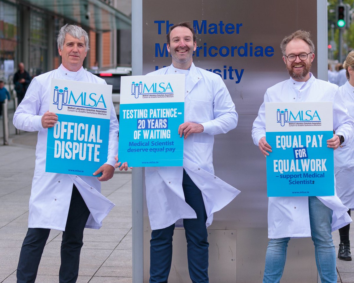 2nd day of strike for Medical Scientists one of the unseen but critical steps in the patient centered service provided by clinical labs. Bio/Haem/Trans/Micro/Histo all pictured whom without, the service doesn't exist. #mmuh #MedicalScientists #equalpayforequalwork #mlsa