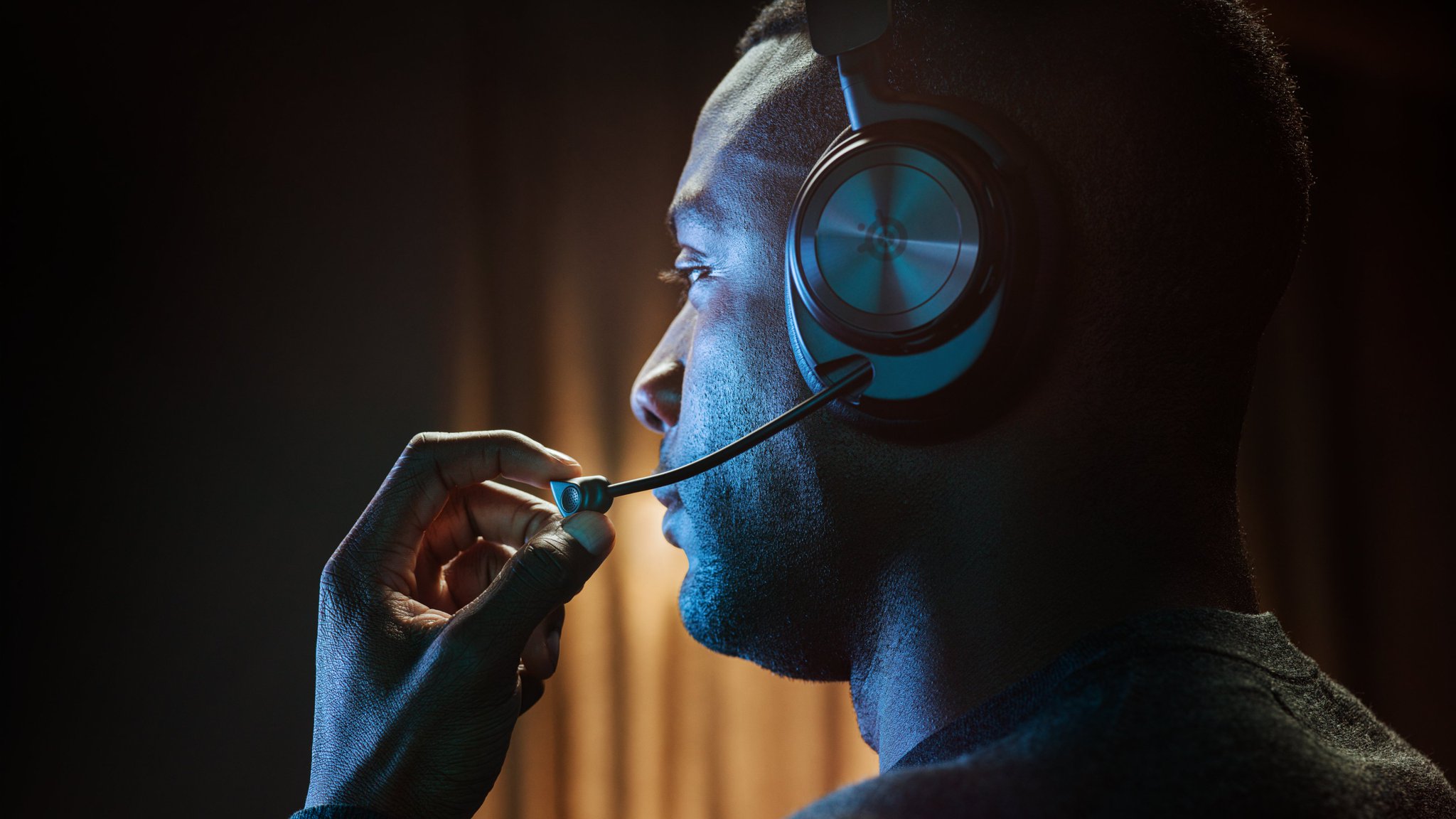 SteelSeries บนทวิตเตอร์ "ChatMix, noise reduction, volume stabilizer