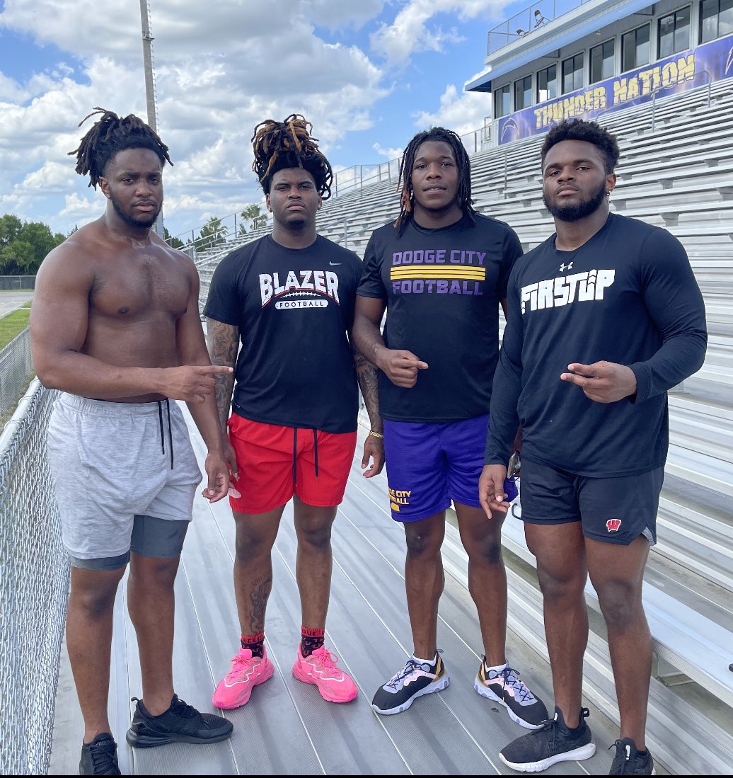 Lehigh Lightning Program Builders <a href="/kevin_herring/">Kevin Herring</a> <a href="/paulbarton2002/">Paul Barton</a> <a href="/DavjuanDezeme9/">Dav’juan Dezeme🏴‍☠️</a> <a href="/JakeChaney9/">Jake Chaney</a> #BoltUp⚡️⚡️