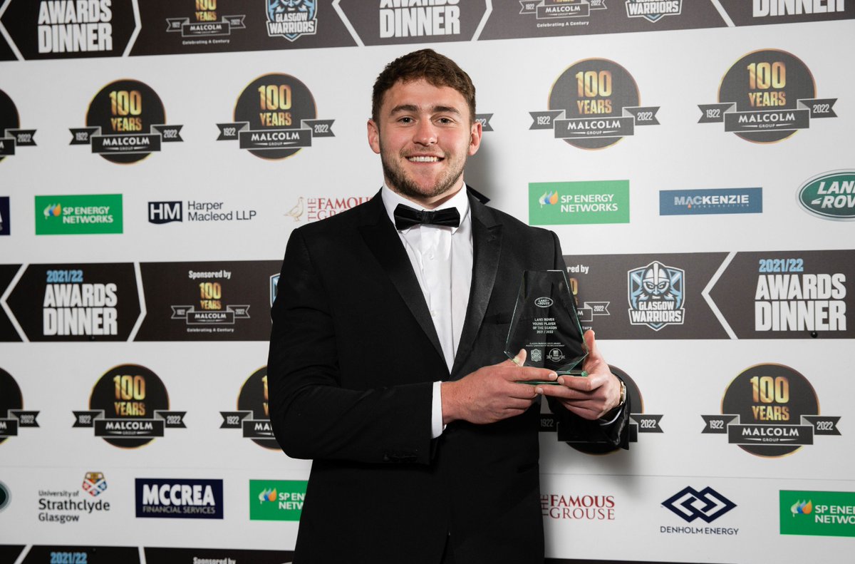 🏆 Our first award this evening is the @LandRoverRugby Young Player of the Season.

And our winner is... <a href="/OllieSmith__/">Ollie</a>!

#WhateverItTakes ⚔️ 🛡️