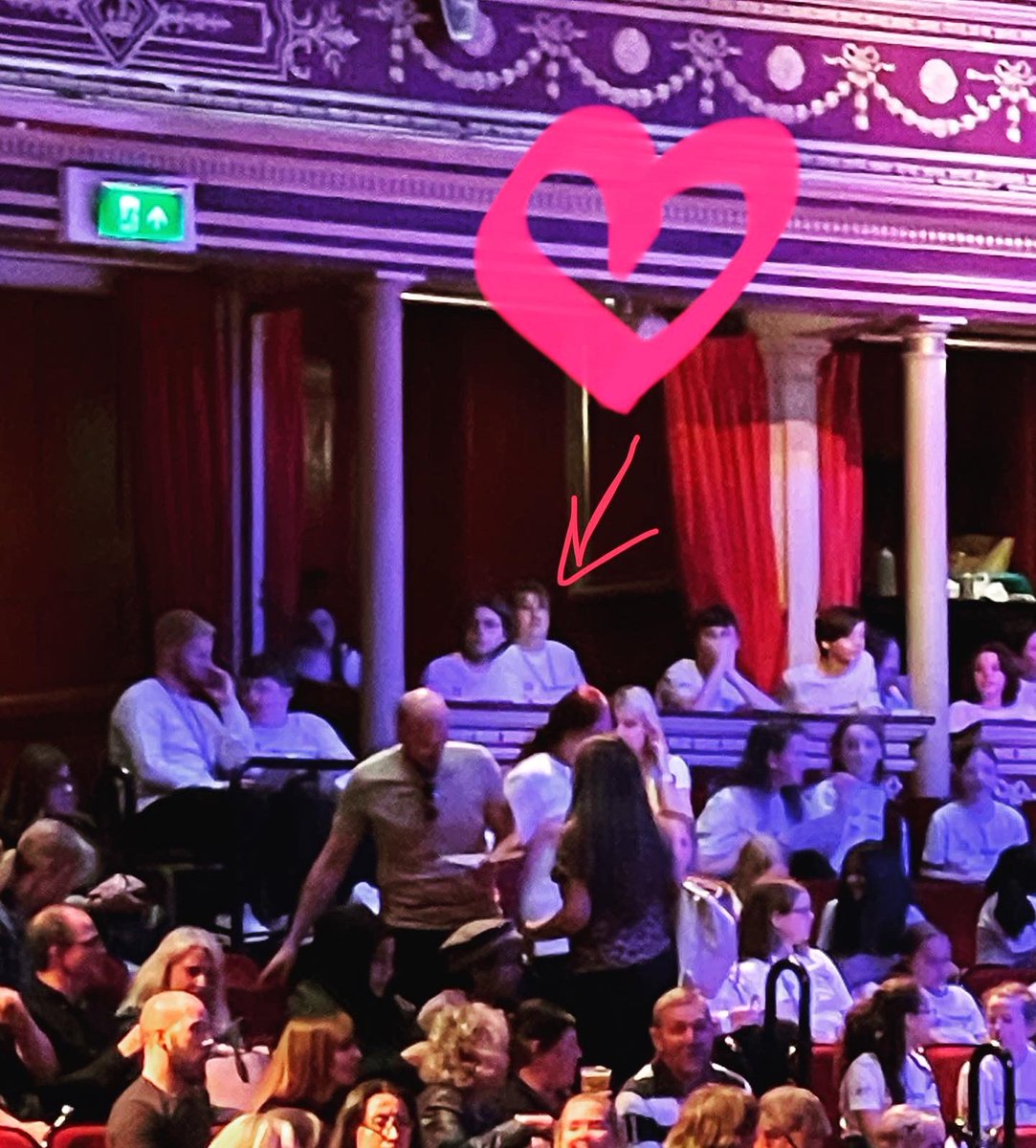 petewarbis's tweet photo. Best of luck to my lovely Mum who’s singing with her pupils tonight at the Albert Hall! ❤️
#goMum #proudSon https://t.co/T2kJRzcywv