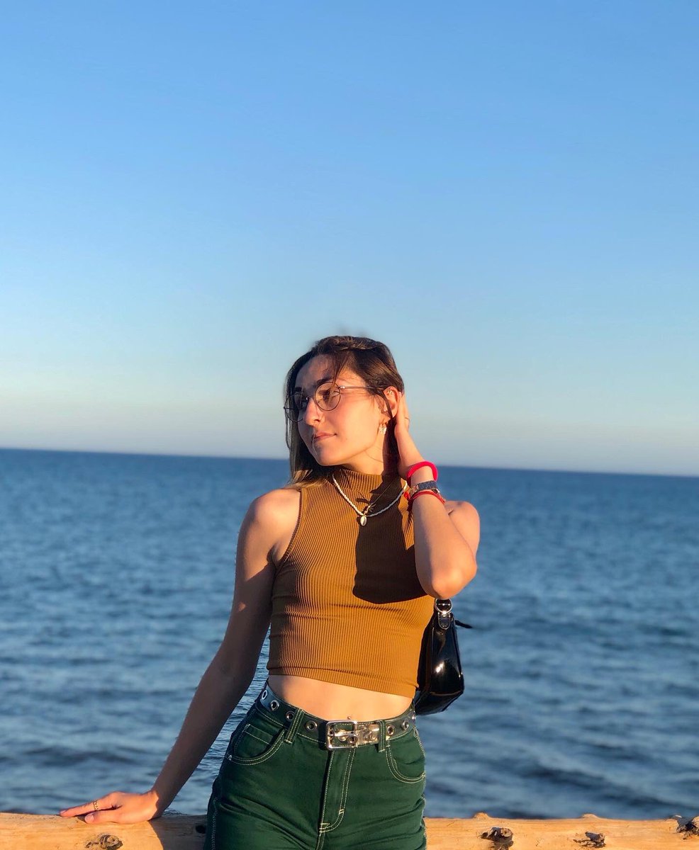 auxiilopezz09's tweet photo. Golden hour 🧡 https://t.co/p9Yfpu4w6c