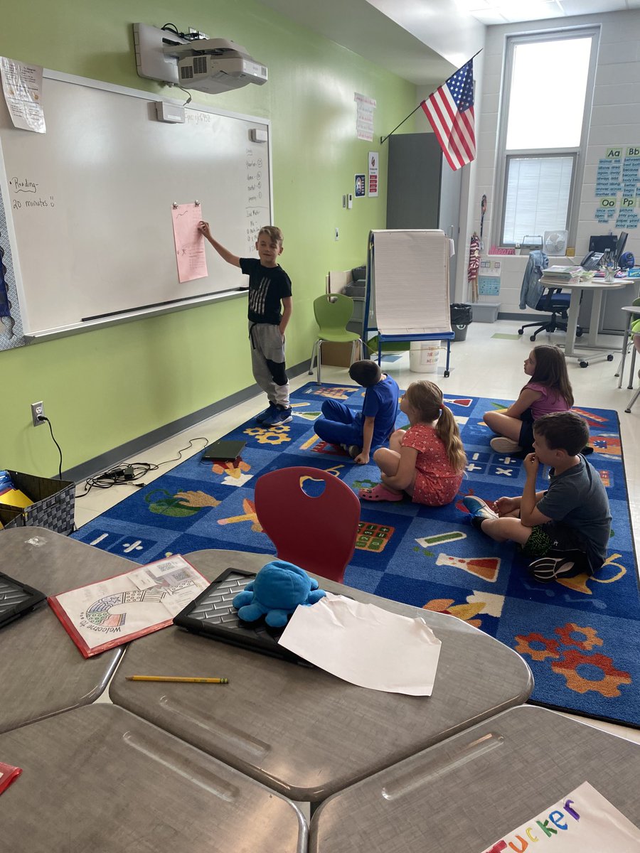 2nd grade scholars at Willowville presenting their animal comparison projects. ⁦<a href="/WestCler/">West Clermont Schools</a>⁩