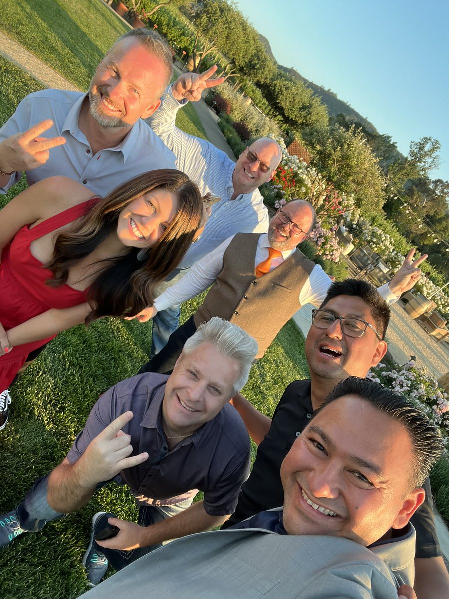 jgalvan11's tweet image. It’s always great spending time with current and potential partners. Thanks for the invite Derek! #DMSC2022 #mScanAPI #digitalmarketing #payments #APAAS #DMSC22