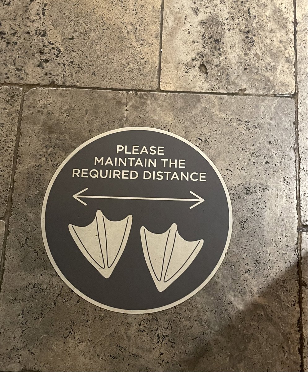 MsRMerry's tweet photo. Can’t help but smile at these little footprints at @fuzzyduckpub😆

Amazing food(..&amp; refreshments😉)as ever!! 

#Foodie #FoodForThought #Local 🤩 #MichelinGuide #Boutique #Food 💜 #Smile #Happy #BaylisAndHarding 🦆 #Happiness #Love #Experience #Pub #Drinks #Happy #YesToYou #Smile https://t.co/dHZuM0fTgx