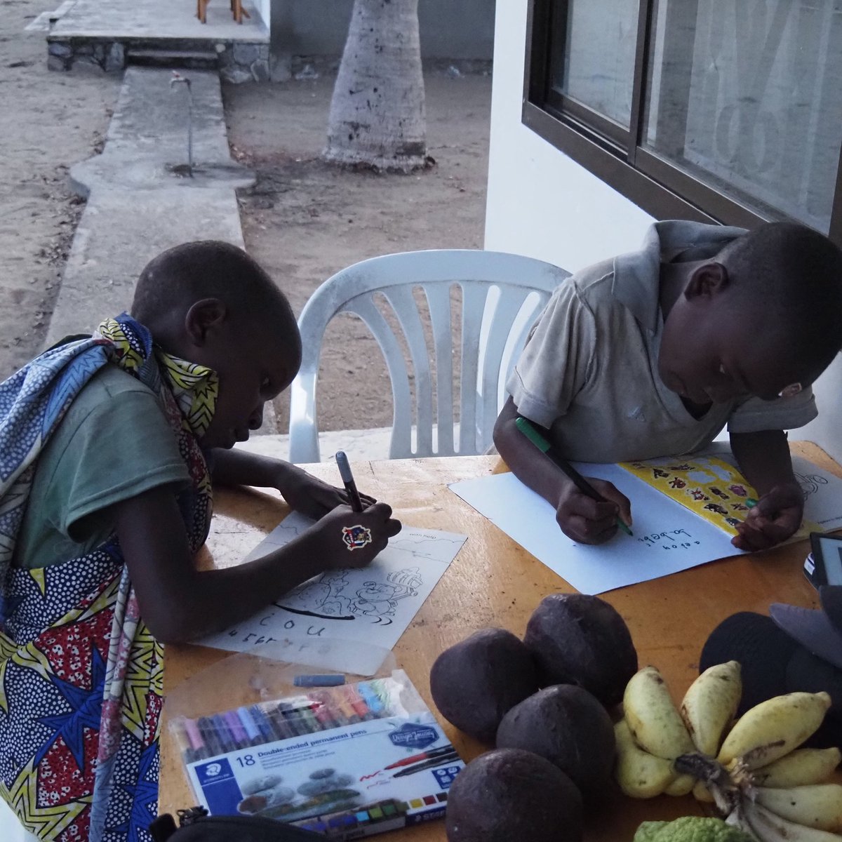edithlemay's tweet photo. Aujourd’hui, j’ai publié un petit message pour les élèves qui suivent notre aventure sur FB.  Comme je sais qu’il y a plusieurs enseignants parmi vous, je le partage ici aussi. https://t.co/pqHRMCmeVH