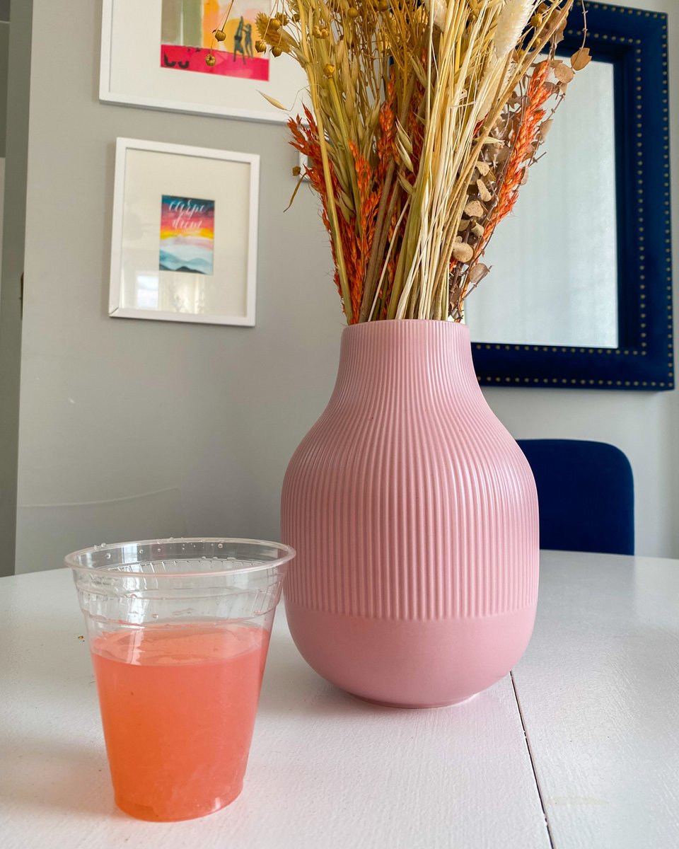 Terravive's tweet image. Make sustainable choices every day. Start with an eco-friendly, compostable #Terravive cold cup! 🌏