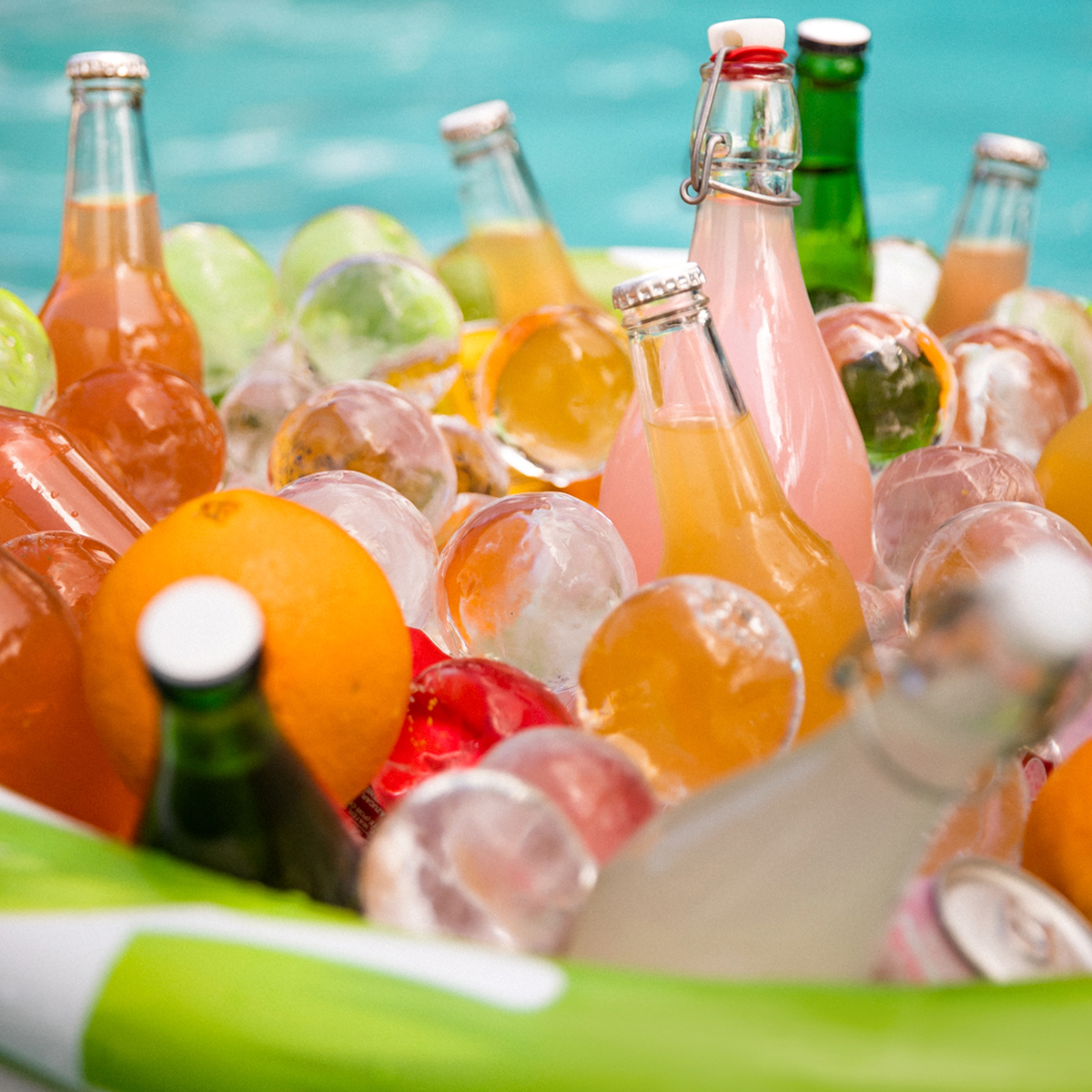 lglbrooks's tweet photo. The backyard is back in action!🍹🎸 Meet us out there with an ice cold drink🧊, chilled by #LGCraftIce: https://t.co/NQxTDGF3SW #LGUS #LGFam @LGUS @LGStephenPotoc1 @LGVerlinMoore https://t.co/qv10A1lBtn https://t.co/ftM4TYWLZh https://t.co/WwFuYlibcL