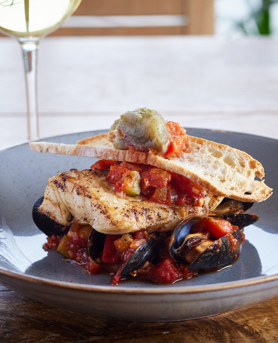 Lewinnick Lodge tweet media