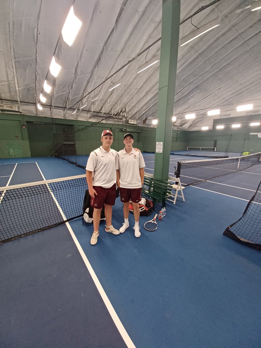 HandleyJudges's tweet photo. The boys win in the semis over Rock Ridge. On to the Finals.
6-3, 4-6, 7-6 (7-4)

@WinStarSports1 https://t.co/YIeeFbt71I