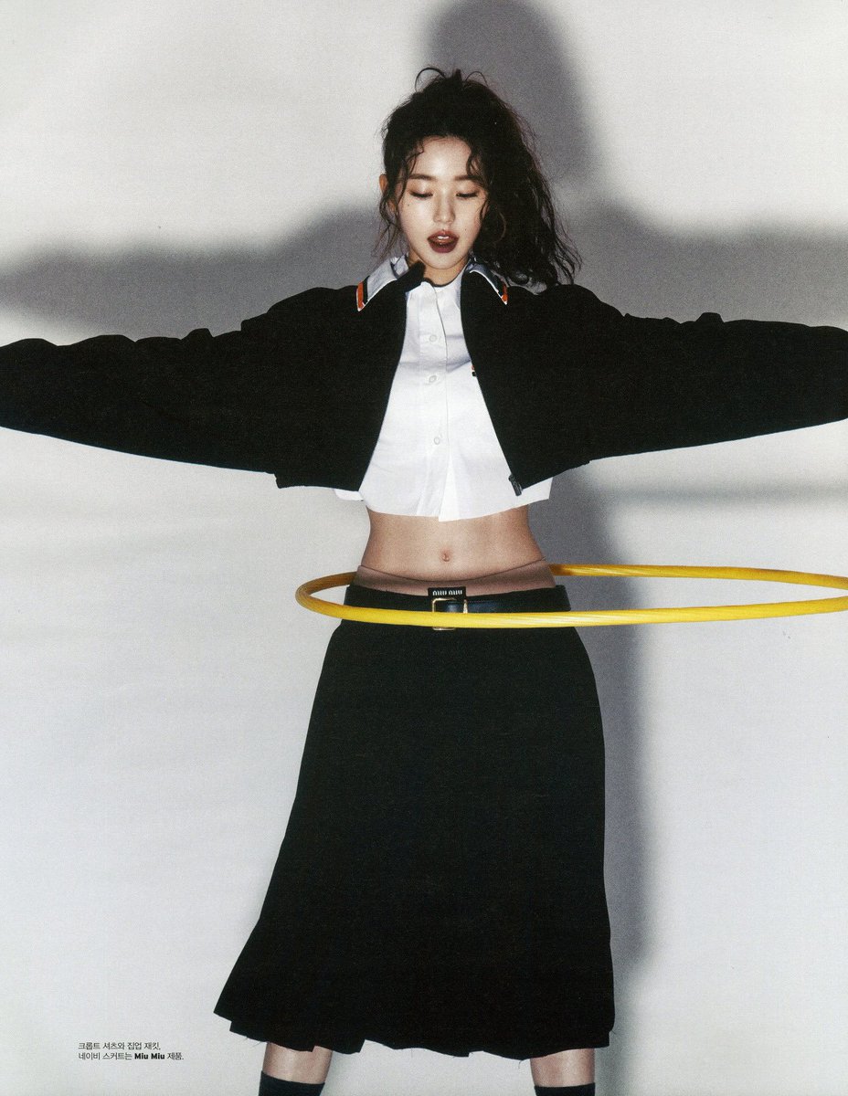 wonyoungpics's tweet photo. for W Korea https://t.co/a4POPAaI3K