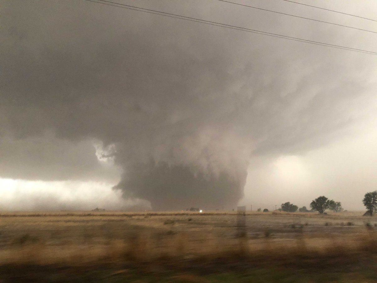 TORUSupercell's tweet photo. The first deployment of #TORUS22 saw a massive, dusty, tornadic supercell in the Texas panhandle yesterday. Great work from everyone involved. We got some incredible data!

1st pic: @storm_spotter_K
2nd pic: @mattnado https://t.co/pc8UJviEiQ