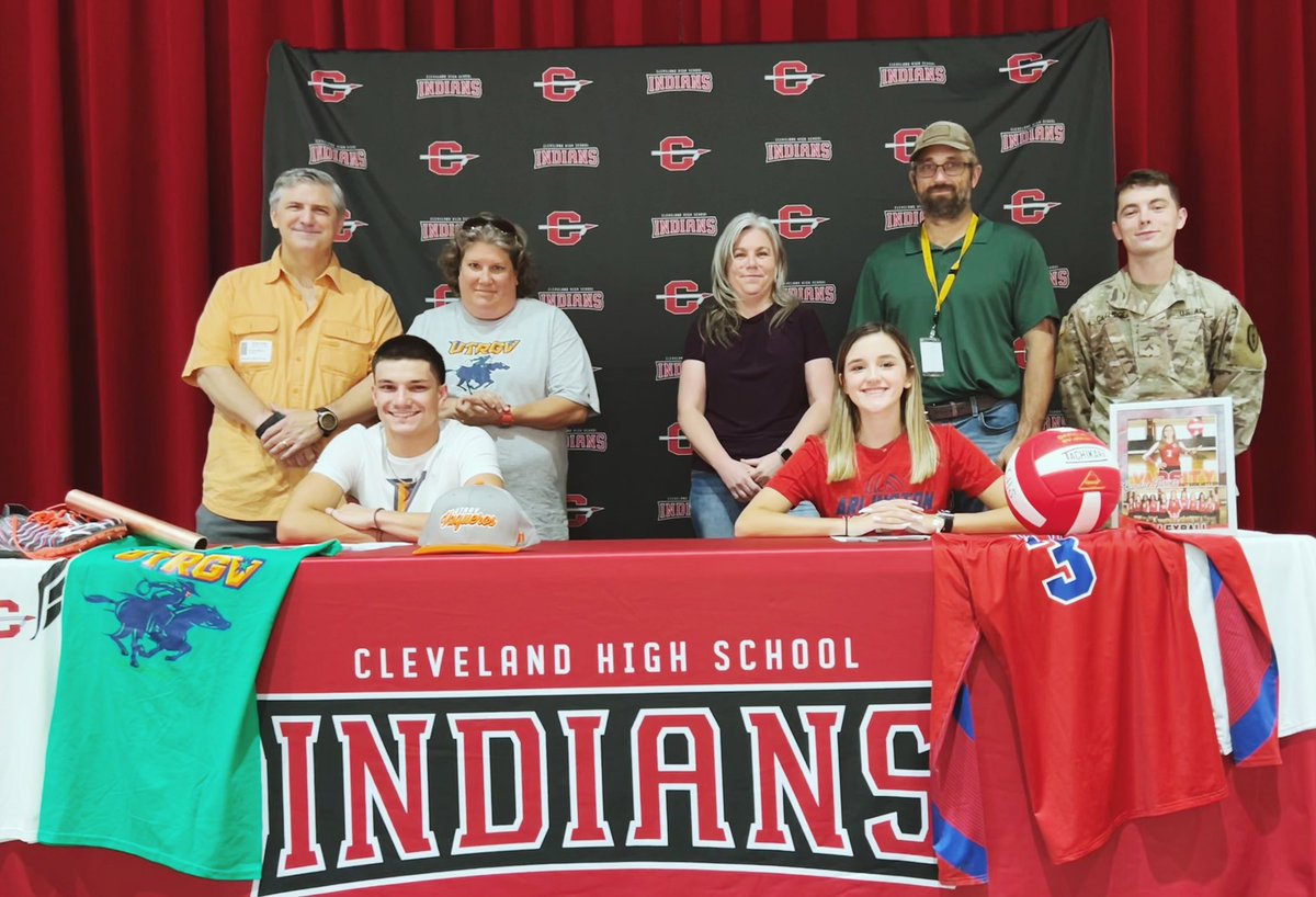 cisd_sports's tweet photo. We are very proud of these two athletes for signing their letters of intent to further their athletic careers in college. Congrats Cary and Candice! https://t.co/fy7vRZb1Vq
