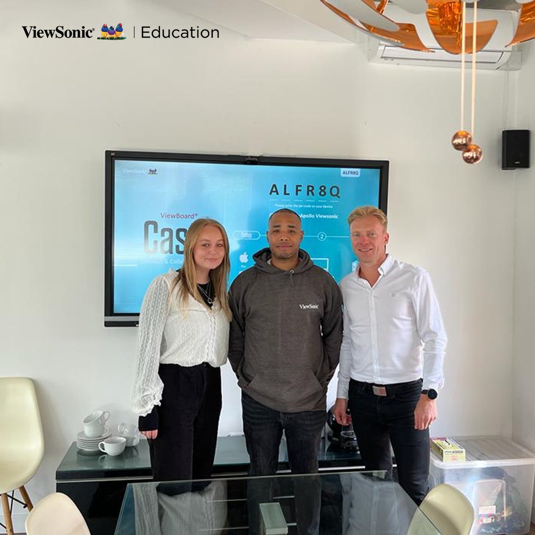 VSEducationUK's tweet photo. It’s always great to meet with one of our key resellers of IFPs and LFDs, @ApolloTechHQ!

Our collaboration with Apollo allows us to distribute ViewBoards to MATs and Higher Education Schools in and around Southwest England. 

Read our case study here:
https://t.co/BrmBZEjZE5 https://t.co/fhBRF7iKwK