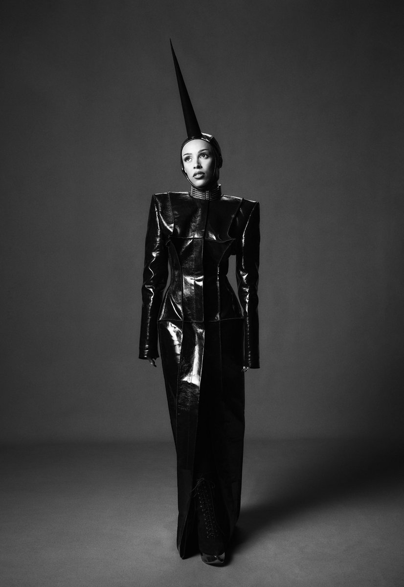 PopBase's tweet photo. Doja Cat looks divine for Elle Magazine. https://t.co/FO3dlxKy3A
