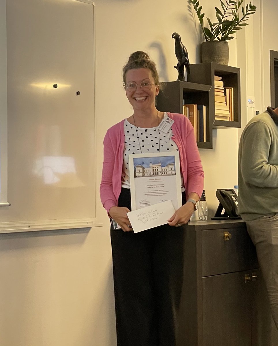 Johan Jakobsson (@jakobssonlab) on Twitter photo <a href="/Crocheholic/">Marie Jönsson</a> wins best paper award 2021 <a href="/Lund_Stem/">Lund Stem Cell Center</a>. Read her wonderful paper here: embopress.org/doi/full/10.15… <a href="/Crocheholic/">Marie Jönsson</a> wins best paper award 2021 <a href="/Lund_Stem/">Lund Stem Cell Center</a>. Read her wonderful paper here: embopress.org/doi/full/10.15…