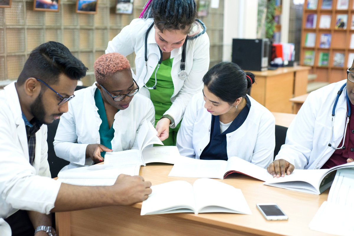 Rutgers Cancer Institute (@rutgerscancer) on Twitter photo In collaboration with <a href="/RutgersCancer/">Rutgers Cancer Institute</a> Dr. <a href="/MalcolmMattesMD/">MDMattes</a>, <a href="/Rutgers_NJMS/">Rutgers New Jersey Medical School</a> has been selected to host <a href="/ASCO/">ASCO</a>'s Oncology Summer Internship Program, which aims to increase interest in oncology careers among students from underrepresented backgrounds in medicine.
asco.org/news-initiativ… In collaboration with <a href="/RutgersCancer/">Rutgers Cancer Institute</a> Dr. <a href="/MalcolmMattesMD/">MDMattes</a>, <a href="/Rutgers_NJMS/">Rutgers New Jersey Medical School</a> has been selected to host <a href="/ASCO/">ASCO</a>'s Oncology Summer Internship Program, which aims to increase interest in oncology careers among students from underrepresented backgrounds in medicine.
asco.org/news-initiativ…